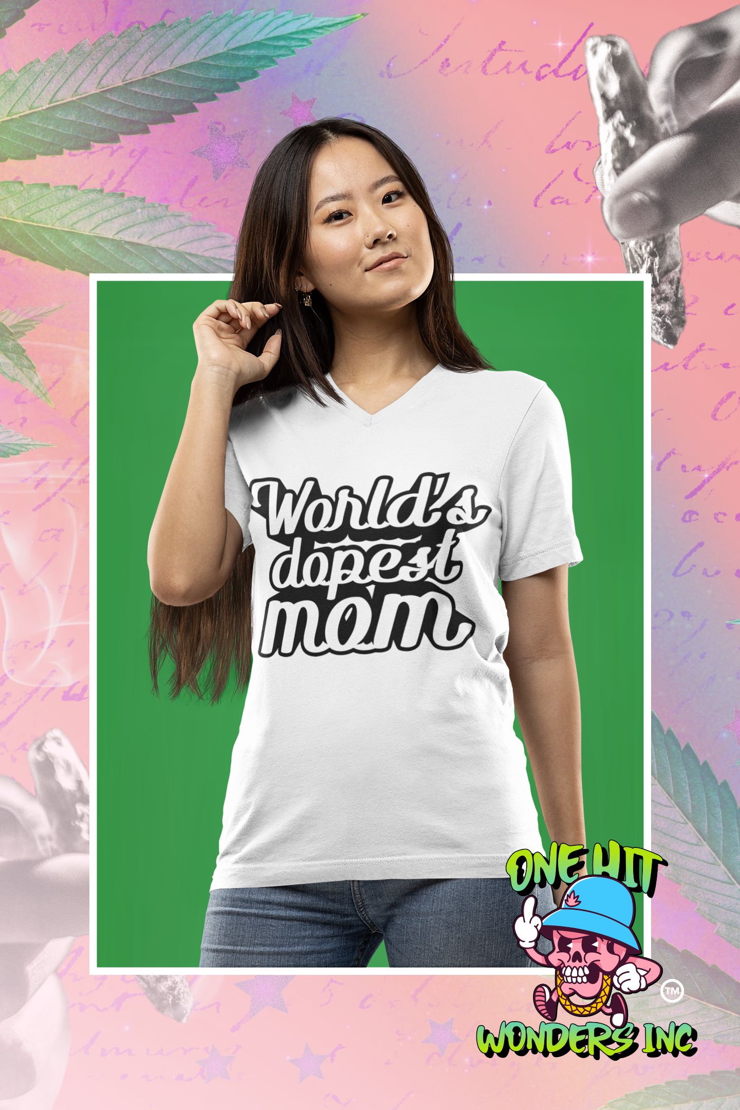 World’s Dopest Mom. V-Neck Graphic T-shirt